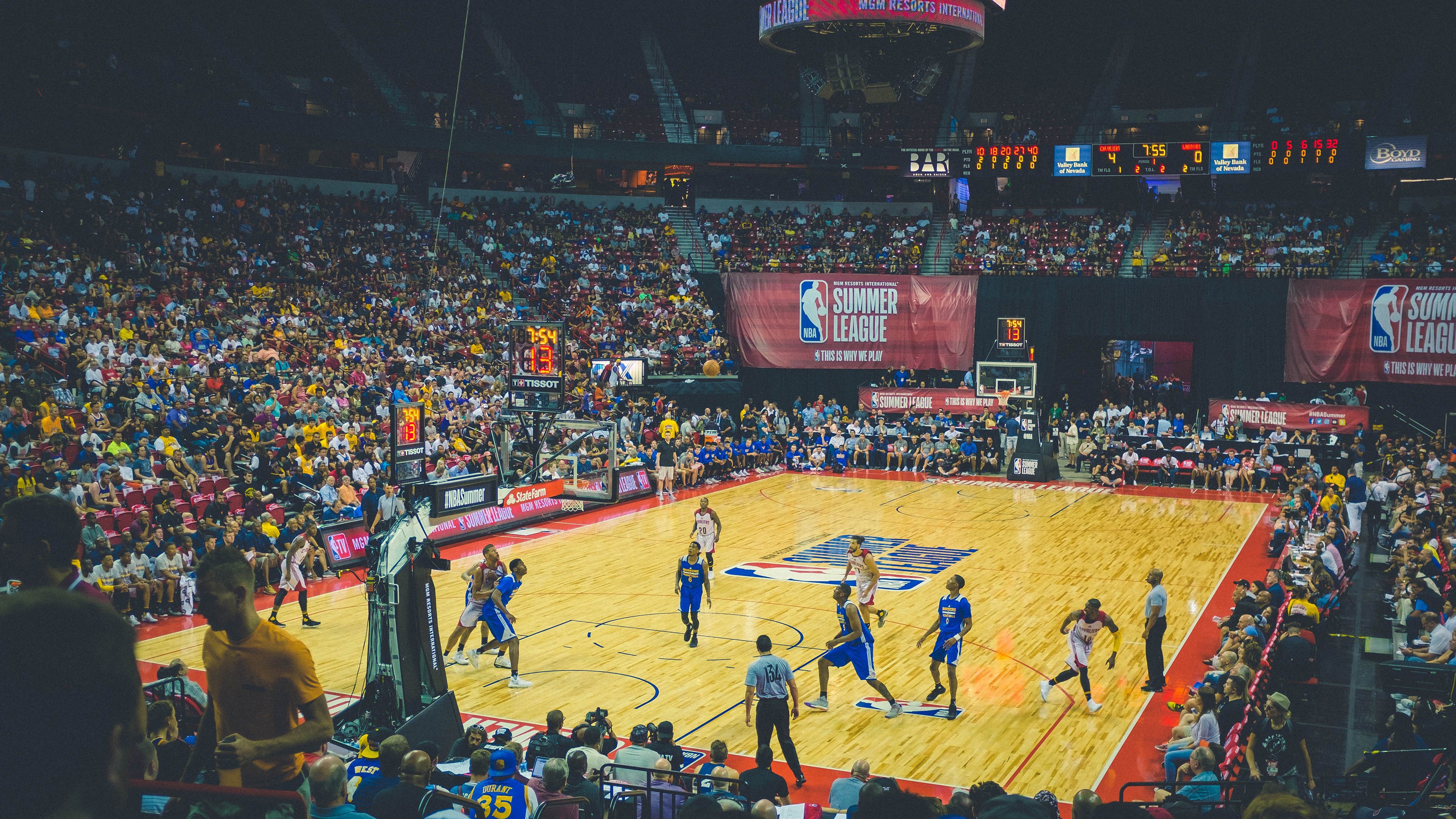 雷霆举办“篮球与科技融合夜”,探索未来体育趋势,雷霆篮球训练营